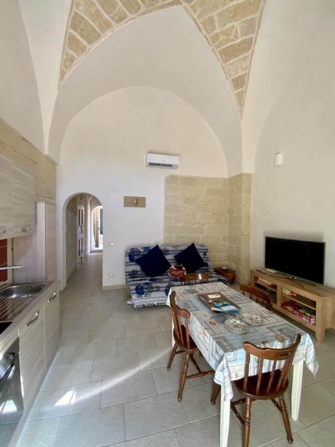 Ch Guest House Vernole Dış mekan fotoğraf