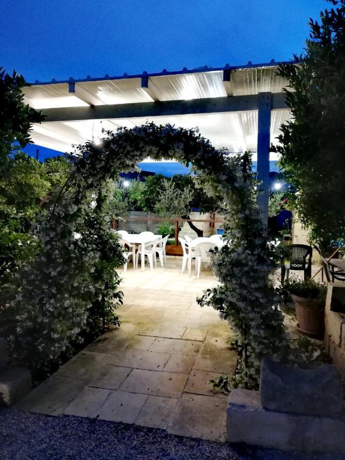 Ch Guest House Vernole Dış mekan fotoğraf
